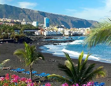 With Teide Views By The Beach *